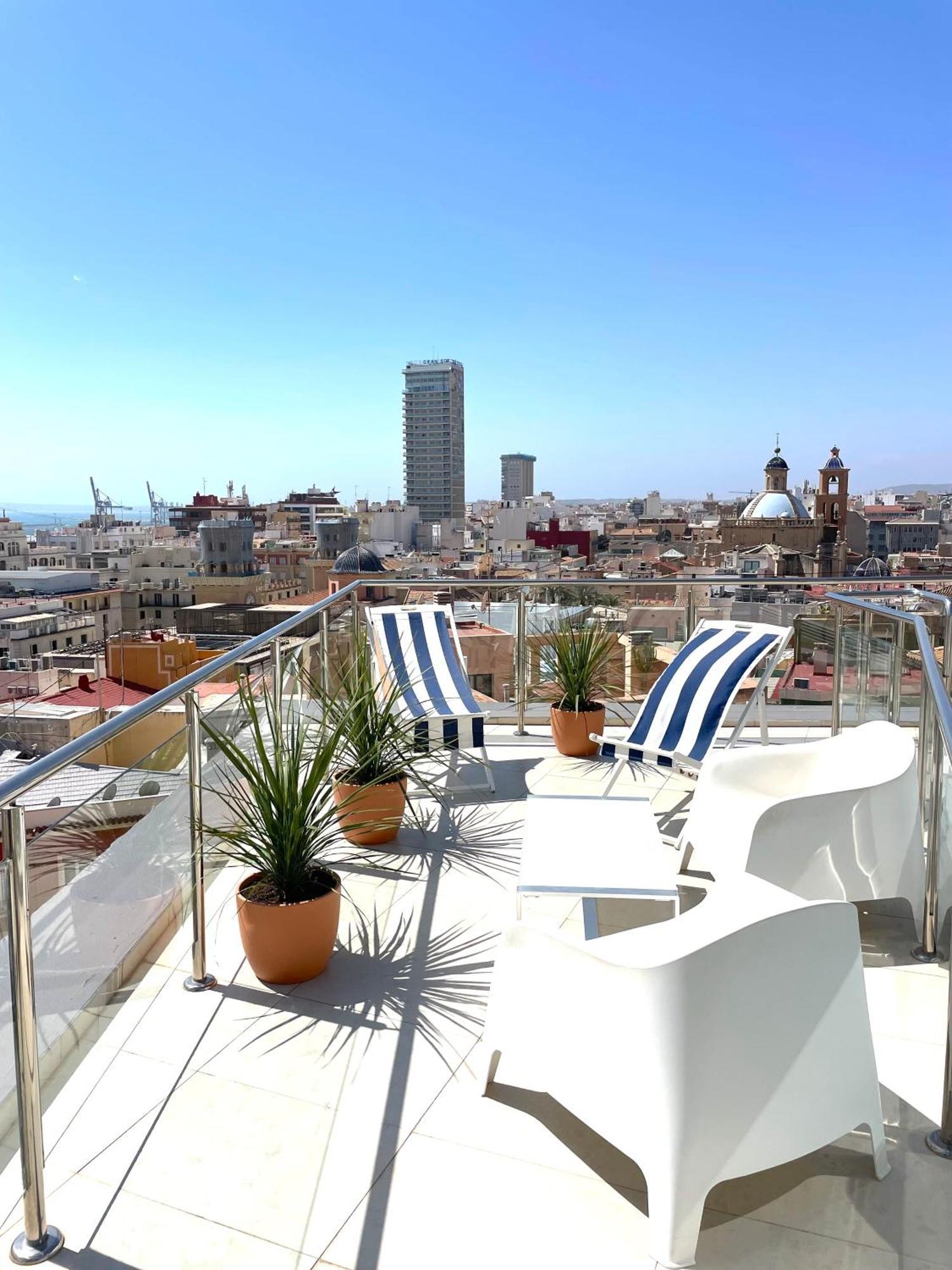 El Pont Alicante Apartments Exteriör bild