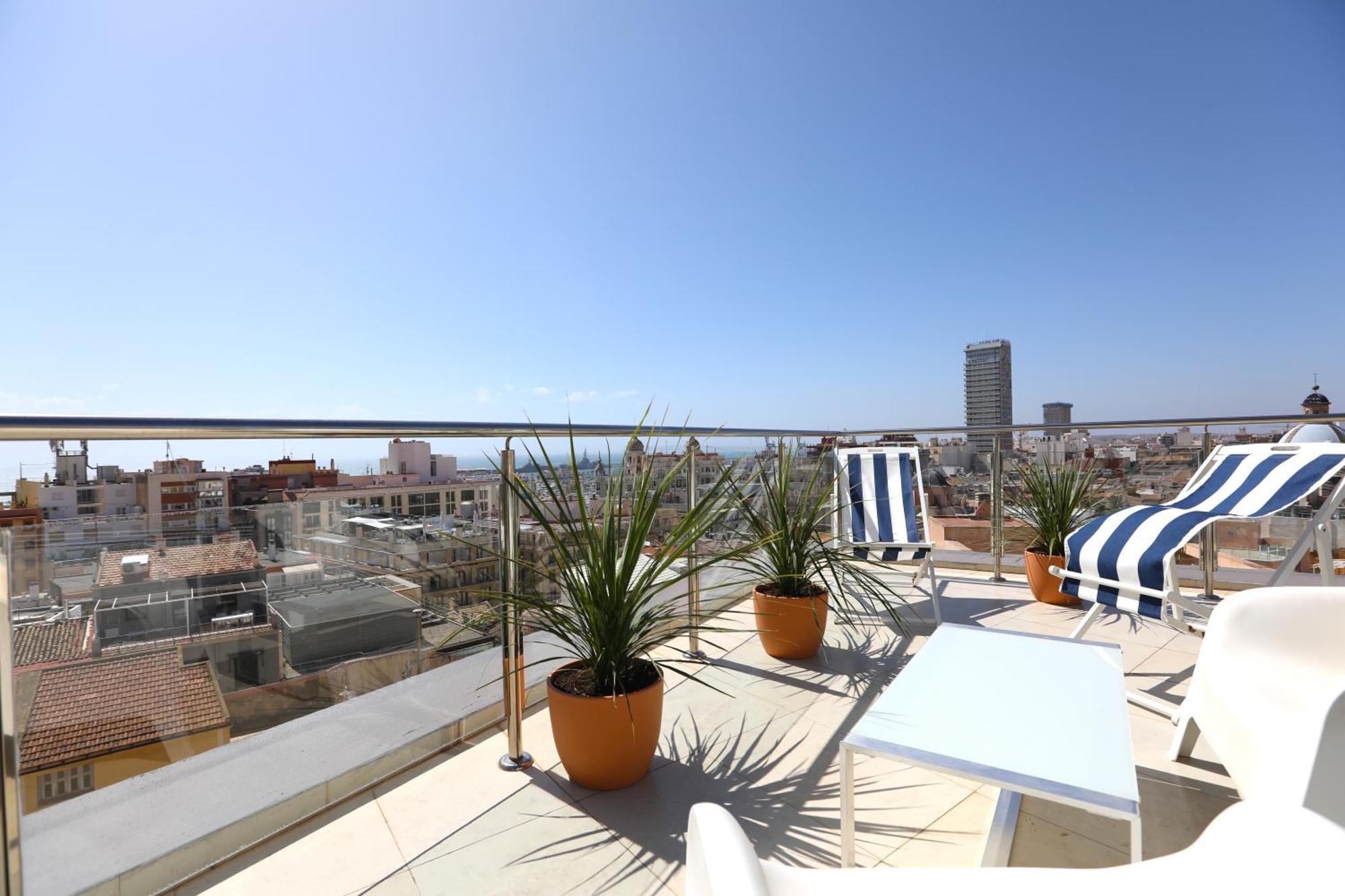 El Pont Alicante Apartments Exteriör bild